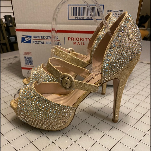 Cathy Jean Rhinestone Studded Heels - Size 9 - Picture 7 of 7